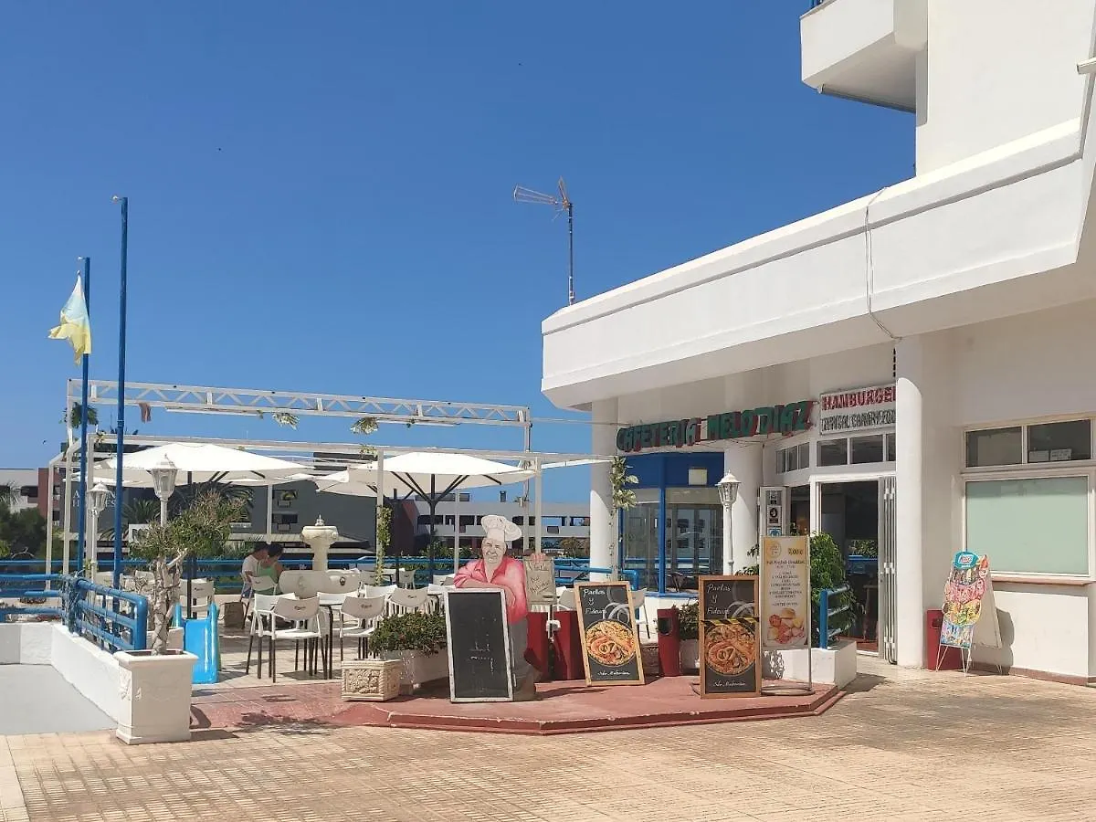 Agreable Appartement Au Bord De L' Ocean, Playa Paraiso Адехе